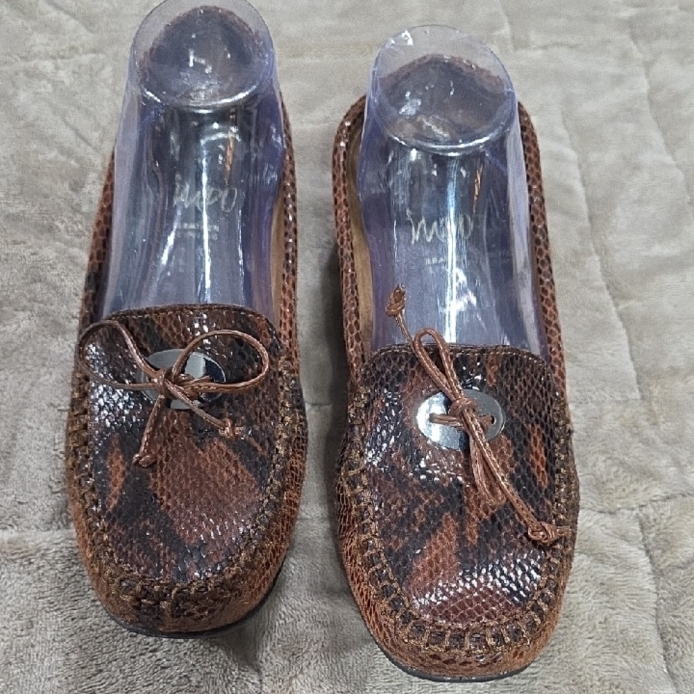 Impo "Betty"‎ Womens Loafers Slip-On Shoes Brown/Black Faux Snakeskin Sz 7.5 EUC